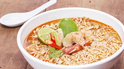 下乡卖瓜吃泡面,下乡卖瓜的温馨记忆