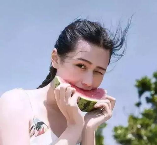 吃瓜头像照片,揭秘吃瓜头像背后的故事