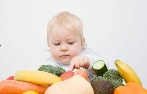 小孩吃太多米瓜