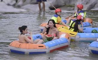 峡谷吃瓜,揭秘吃瓜群众的狂欢盛宴